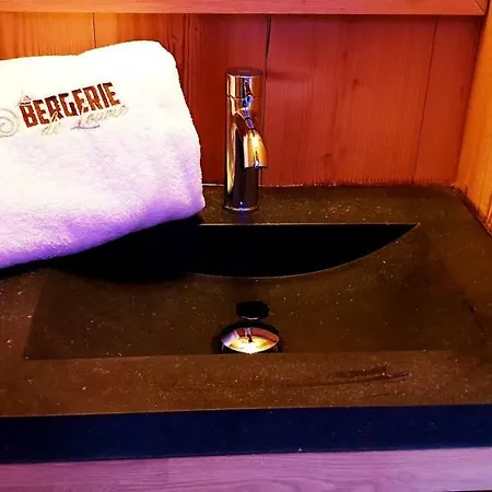 Lodge La Bergerie De *